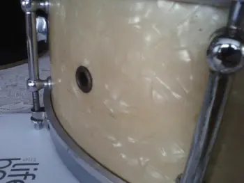 Help ID Gretsch 20's snare
