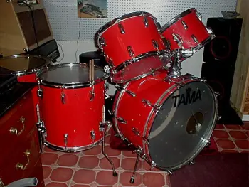 1977 tama fiberstar ( Viper Red)