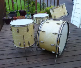 Traded my '48 WFL kit for a '65 Gold Sparkle Club Date