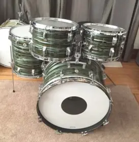 W&amp;A on CL.  Correct lugs?