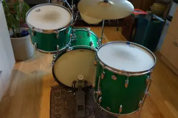 Great Condition RB 13/16/20 in Green Glitter