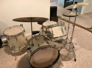 Help with value of my Ludwig Set