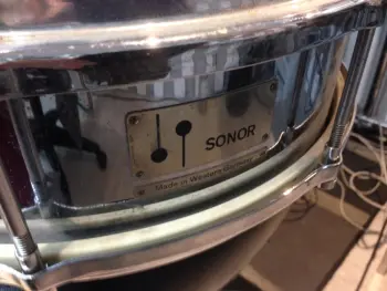 Sonor free floating snare
