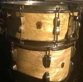 Oh..oh..oh..picking up a really old set of Ludwigs tomorrow morning...?