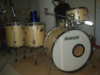 Amati 70s Concert Tom Kit converted to a Rockkit!:-)