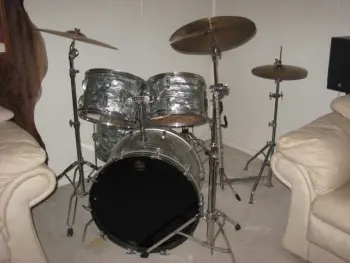 Gretsch?