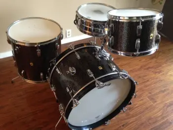 1962 Ludwig Super Classic in Sparkling Galaxy Pearl