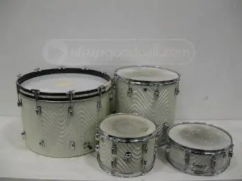 Ludwig Standard's pick-up only