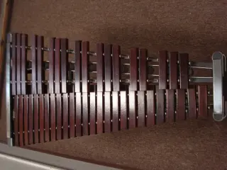 Musser M50 Rosewood Xylophone 1970's