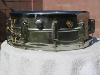 This is the Display Your Ludwig Drum Thread