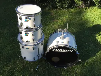 Vintage 70's Ludwig Blue + Olive badge 'Hollywood' Drum set