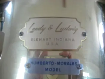 Leedy Badges on timbales