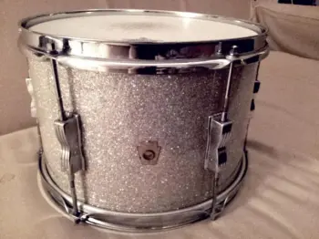 DIY Silver Glitter Wrap