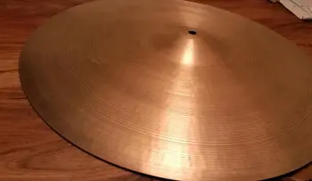 &quot;A Zildjian&quot; stamp experts help, PLEASE