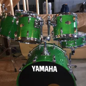 6 Piece Yamaha Beech Custom    great shape