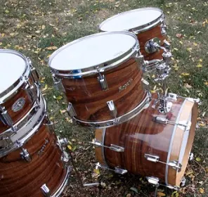 Rogers Bop kit now with matching wood Dynasonic!