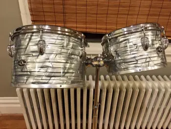 Slingerland Sky Blue Pearl Concert Toms