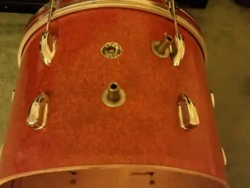 1960s KENT Drum Set..a Real looker...