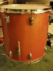 1960s KENT Drum Set..a Real looker...