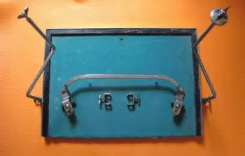 Vintage traps table and parts...