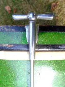 help with identifying this bass drum