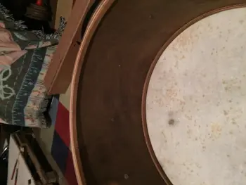 help with identifying this bass drum