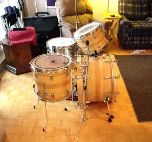 How Many Canadian Members Here &amp; Let`s See Your Vintage Drums!!