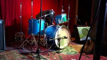 Vintage drum set identification