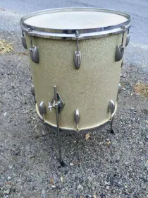 1960s Gretsch Round Badge 16&quot; x 16&quot; floor tom in silver sparkle