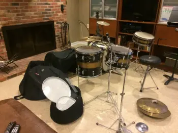 Ludwig trans badge duco