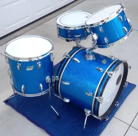 FOR SALE: Vintage 1970s Ludwig Blue Sparkle Downbeat with Jazzfest