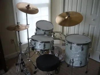 This is the Display Your Ludwig Drum Thread
