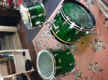 This is the Display Your Vistalite/Acrylic Drums Thread