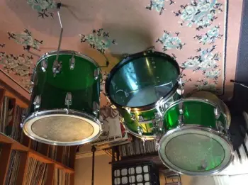 This is the Display Your Vistalite/Acrylic Drums Thread