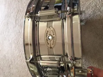 A one know about these 4 vintage snares?
