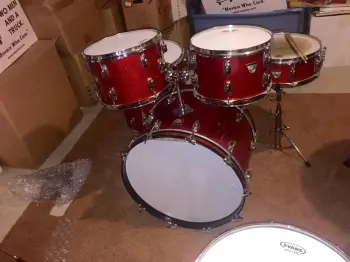 Ludwig standard five piece in Red Mist