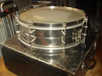 Please help identify this snaredrum!