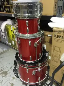 Vintage Ludwig Super Classic Bass Drum hoop question.