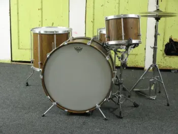vintage-like home made drum