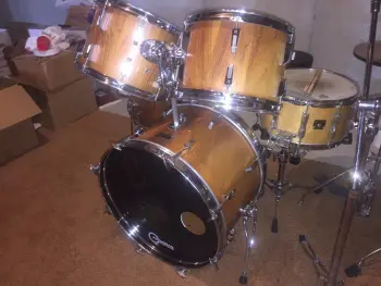 Sonor Champion (pre Phonics) in Rosewood finish.
