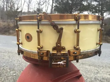 1920's Super Ludwig 5&quot; x 14&quot; snare drum in WMP a.k.a Avalon Pearl w gold hardware