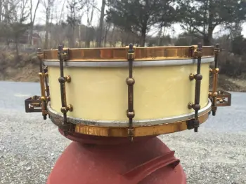 1920's Super Ludwig 5&quot; x 14&quot; snare drum in WMP a.k.a Avalon Pearl w gold hardware