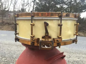 1920's Super Ludwig 5&quot; x 14&quot; snare drum in WMP a.k.a Avalon Pearl w gold hardware