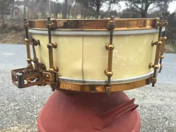 1920's Super Ludwig 5&quot; x 14&quot; snare drum in WMP a.k.a Avalon Pearl w gold hardware