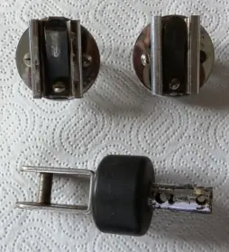 Vintage style clip on double tom holder