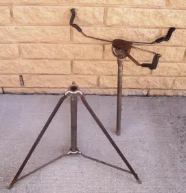 40's Slingerland snare stand
