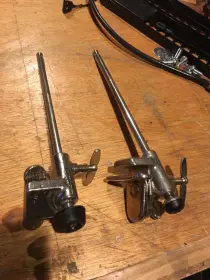 Clip on spur identification
