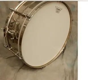 Mystery snare . . . . Leedy Reliance?