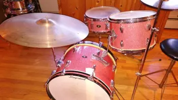 Sparkling Pink Pearl Slingys score!!!