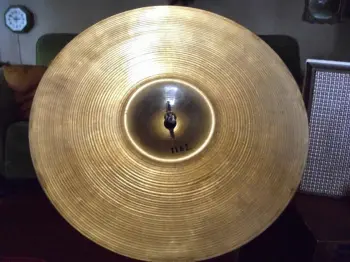 For Sale: Avedis Zildjian Cymbal